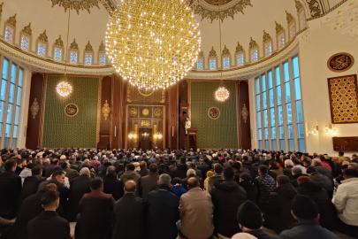 Malatya'da bayram namazında camiler doldu taştı