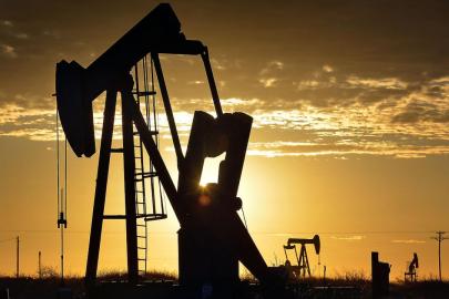 Petrol fiyatlarında sert yükseliş sürüyor