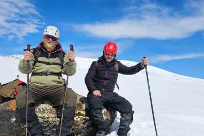 Süphan Dağı’nda doğa yürüyüşü ve kahve keyfi