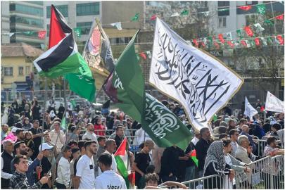 Adanalılar Mevlid-i Nebi etkinliği için alana akın ediyor