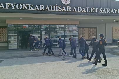 Afyonkarahisar merkezli DAİŞ operasyonunda 7 şüpheli yakalandı, 5’i tutuklandı
