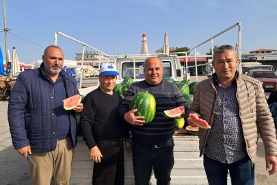 Antalya'da sezonun ilk erkenci karpuzu kilosu 40 liraya alıcı buldu
