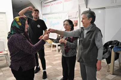 Bornova’da yaratıcı drama ile hayata yeniden katılım