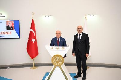 Cemil Çiçek'ten Malatya Büyükşehir Belediyesine ziyaret