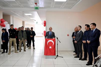 Depremde hayatını kaybeden hakim çiftin anısına kütüphane oluşturuldu