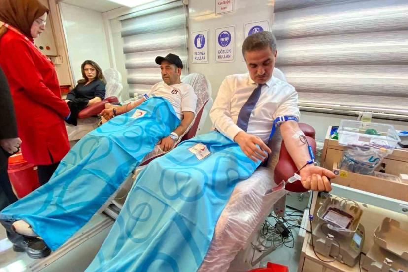 Erzurum’da "Kan Bağışı Hayat Kurtarır" kampanyasına yoğun katılım