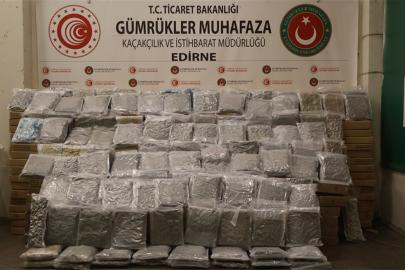 Gümrüklerde uyuşturucu operasyonu: 420 kilo ele geçirildi
