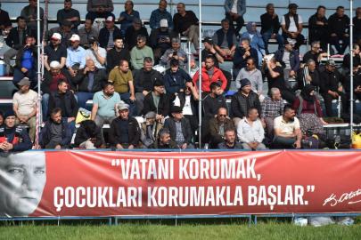 Kepez'de pehlivanlar dualı çayıra çıktı