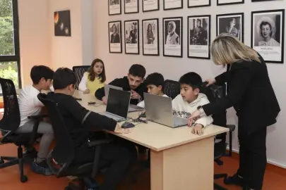 Mersin'de çocuklar hem düşünüyor hem üretiyor