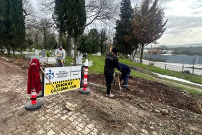 Pelitli Mezarlığı’nda tel çit ve panel uygulaması