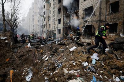 Rusya’dan Ukrayna’ya hava saldırıları: En az 15 ölü, 95 yaralı