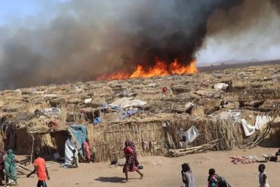 Savaştan kaçtılar, alevlere yakalandılar: Kuzey Darfur'da çadır yangınları