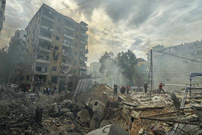 Siyonist rejim Lübnan'ı hedef aldı: Beyrut ve güneyde yoğun bombardıman