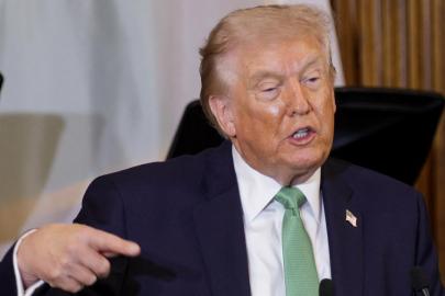 Trump, Almanyadaki asker sayısını azaltmayı değerlendiriyor