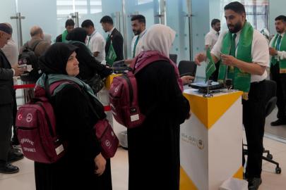 Türk hacı adayları kutsal topraklara gitti