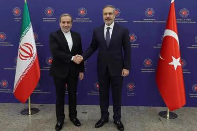 Bakan Fidan, İranlı mevkidaşı Arakçi ile görüştü