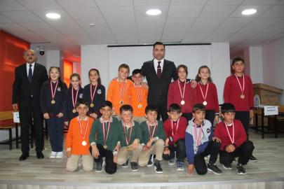 Bingöl'de okullar arası bilgi yarışması