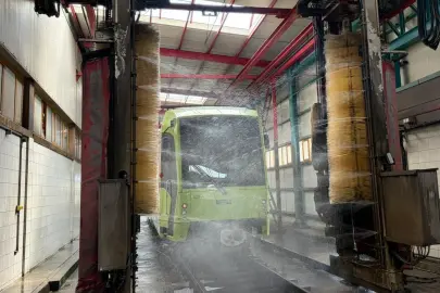 Bursa’da toplu ulaşım araçlarında bayram temizliği