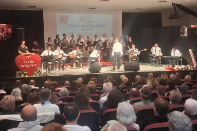 Edirne Keşan'da türkü dolu gece