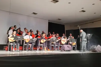 Edirne Keşan’da türkü gecesi büyük beğeni topladı