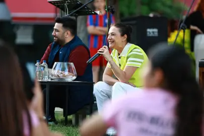 Efes Selçuk'ta Başkan Sengel gençlerle 'açık mikrofon' söyleşisinde