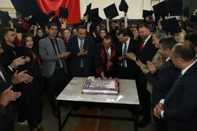 Erzurum Narman’da mezuniyet coşkusu