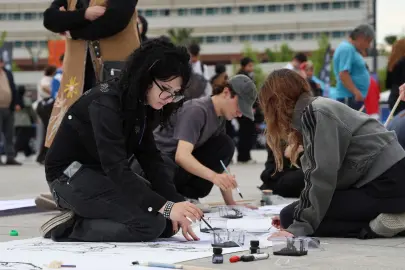 Gençliğin enerjisi Kocaeli EnFest’te resimlere yansıdı
