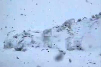 Hakkari’de mayıs ayında kar yağışı
