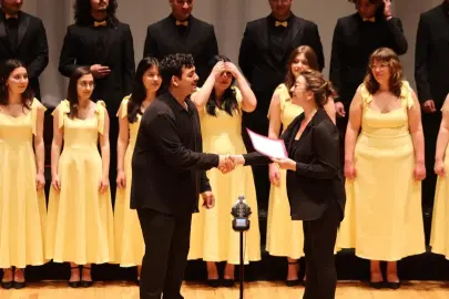 İzmir Uluslararası Çoksesli Korolar Festivali başladı