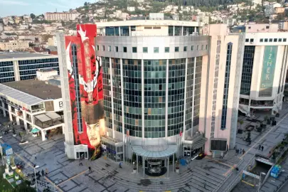 İzmit'te bayram öncesi belediyeden esnafa kolaylık