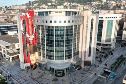 İzmit'te bayram öncesi belediyeden esnafa kolaylık