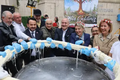 İzmit'te Hıdırellez Şenliği'nin son günü coşkuyla yaşandı