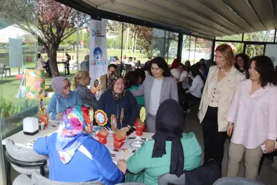 İzmit'te özel gereksinimli bireyler aileleriyle buluştu
