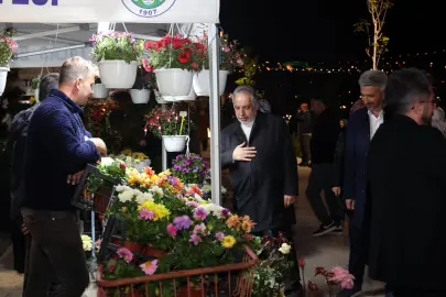 Kayseri Talas'taki Çiçek Şenliği'nde Grup Şantiye rüzgarı