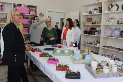 Maltepe'de Üreten Engelliler Merkezi’nde yıl sonu sergisi