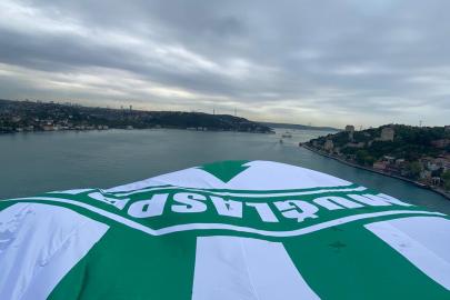 Muğlaspor'un bayrağı İstanbul Boğazı’nda dalgalandı / Video eklendi