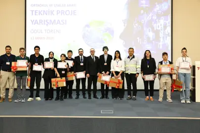 Toyota Sakarya'da genç beyinleri ödüllendirdi
