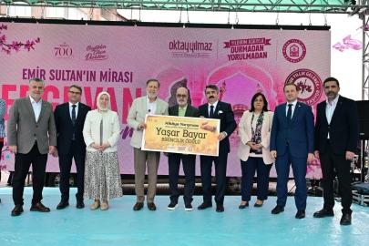 Yaşar Bayar’a birincilik ödülü