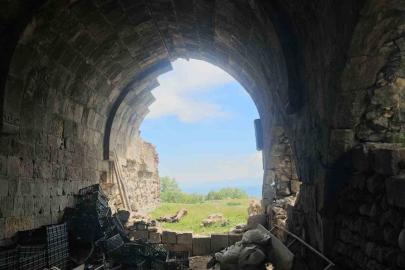 Bitlis’in tarihi mirası sessizce yok oluyor: Lale Paşa Hanı ilgi bekliyor