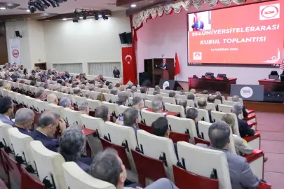 DEÜ Rektörü Yılmaz, Üniversitelerarası Kurul Toplantısına katıldı