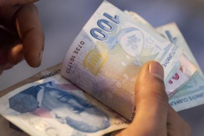 Haziran ayı yaşlı ve engelli aylıkları hesaplara yatırılıyor
