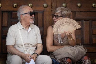 Kavurucu sıcaklar başlıyor. Sıcaklık güneşin altında 45 dereceyi bulacak