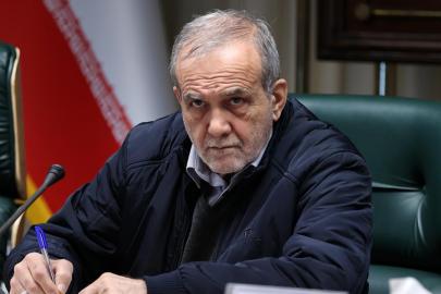 Pezeşkiyan: Hayati altyapıları hedef alma tehdidi çaresizliğin göstergesidir