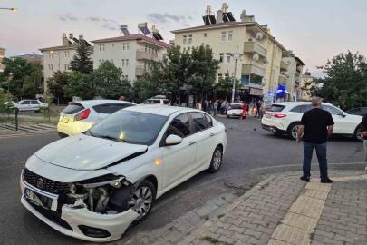 Bingöl’de trafik kazası: 2 yaralı