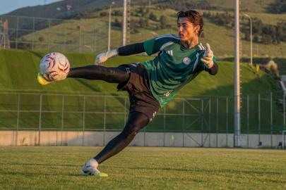 Çaykur Rizespor’un Erzurum kampındaki hazırlık maçları netleşti