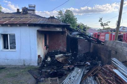 Erzincan’da ev yangını