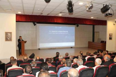 PTT hizmetleri Oltu’da tanıtıldı: Muhtar ve esnaflara bilgilendirme toplantısı düzenlendi