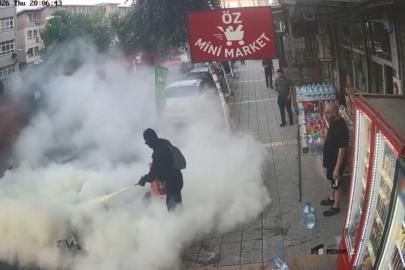 Sürücünün panik anları: Motosikleti bir anda alev aldı