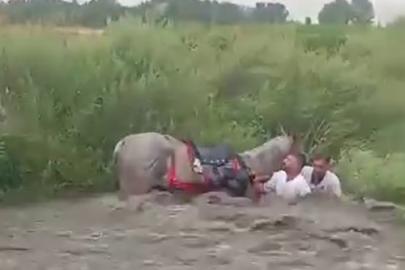 Cirit takımı sele kapılmaktan son anda kurtuldu