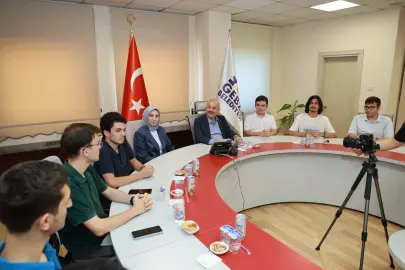 Gebze'de Başkan Büyükgöz YKS şampiyonlarını ağırladı
